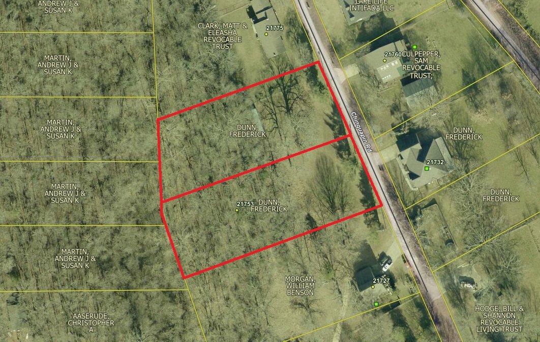 Parcel boundary map fronting Chinquapin Road